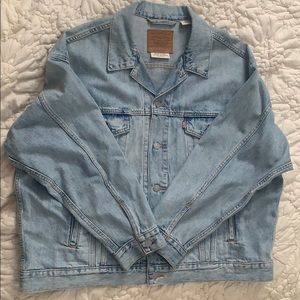 Levis women’s Ex- Boyfriend Trucker Jacket